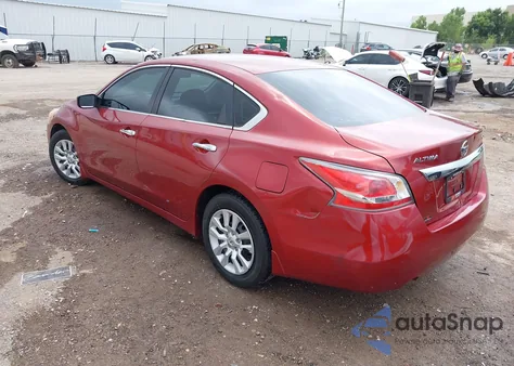 2015 Nissan Altima 2.5 S z USA, uszkodzony, nr VIN 1N4AL3AP3FC236812
